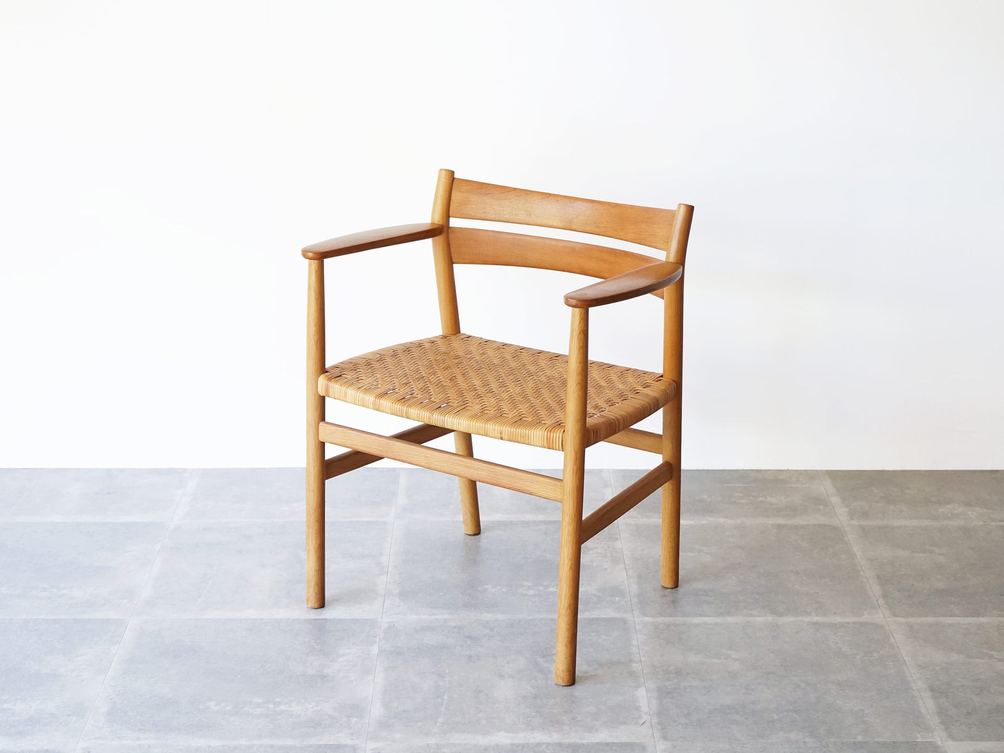 Børge Mogensen(ボーエ・モーエンセン) オーク材のアームチェア 籐編み