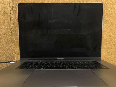 Macの画面割れ】見えない場合の対処法と修理料金 データはどうなるの