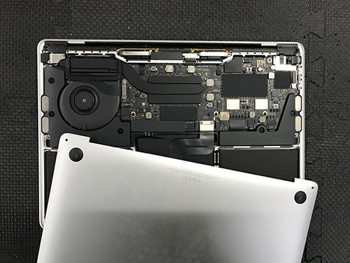MacBook Pro 2018(A1989)の分解 液晶パネルのみを交換する方法 | 液晶