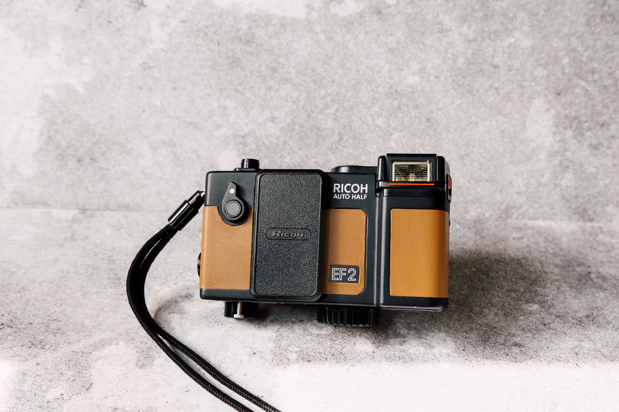 RICOH AUTO HALF EF2 喫茶店のコーヒーミルク入り☕️🐄【完動品