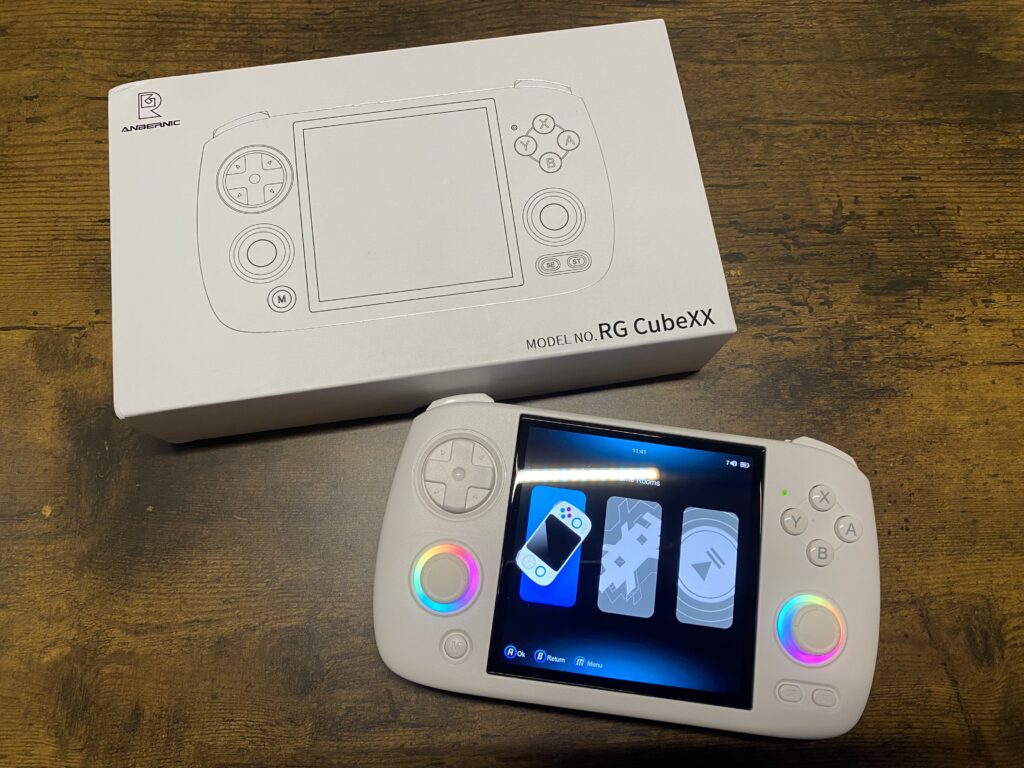 大きな正方形画面に圧倒的なグリップ感『RGCubeXX』をレビュー！｜えい