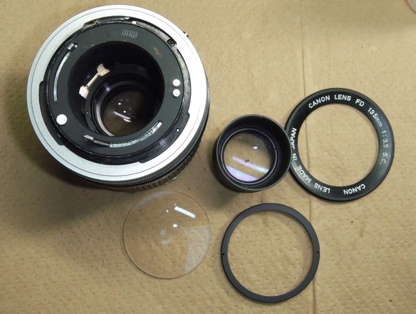 CANON LENS FD135mm F3.5 ジャンクレンズ分解修理: ねこの空中散歩