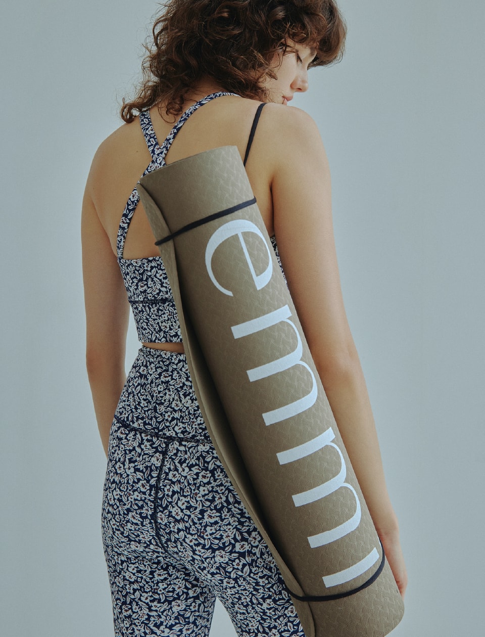 HAPPY WELLNESS YOGA SET │ emmi（エミ）公式サイト