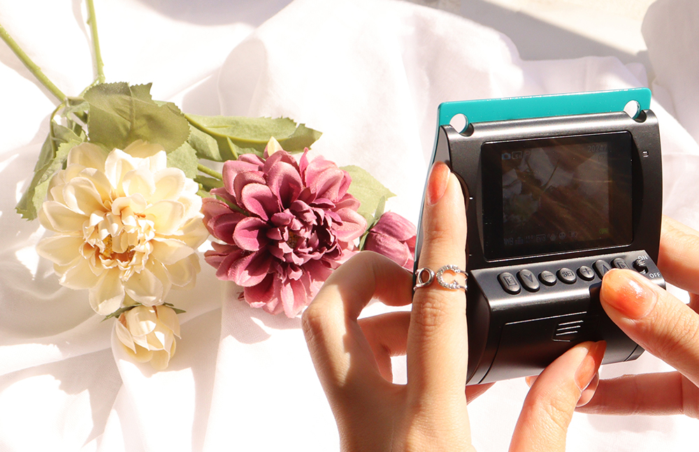 トイカメラ「BONZART ZIEGEL」／1名様 | Emo!miu｜エモミュー