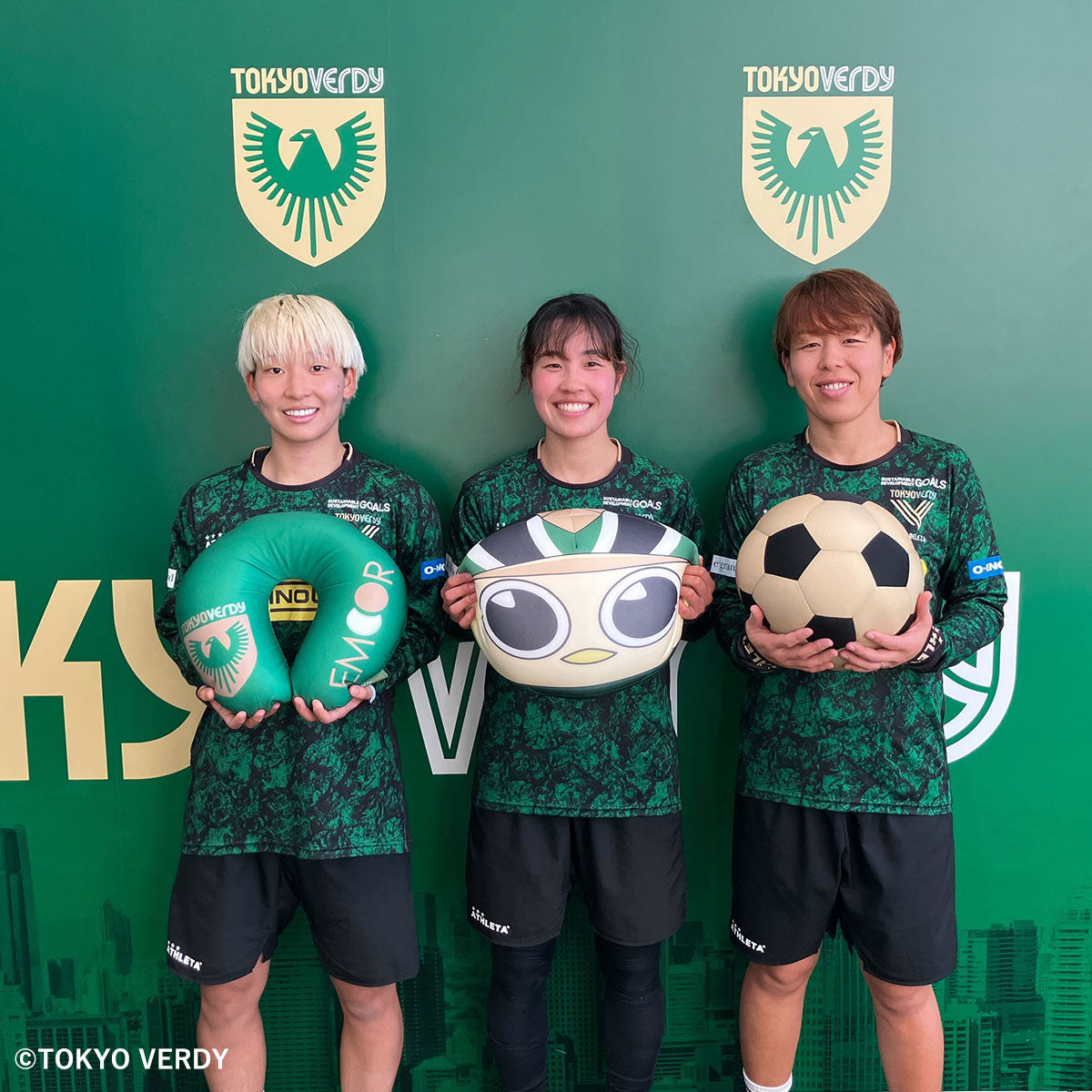 エムールデイ限定商品】 TOKYO VERDY × EMOOR 公式コラボ リヴェルン