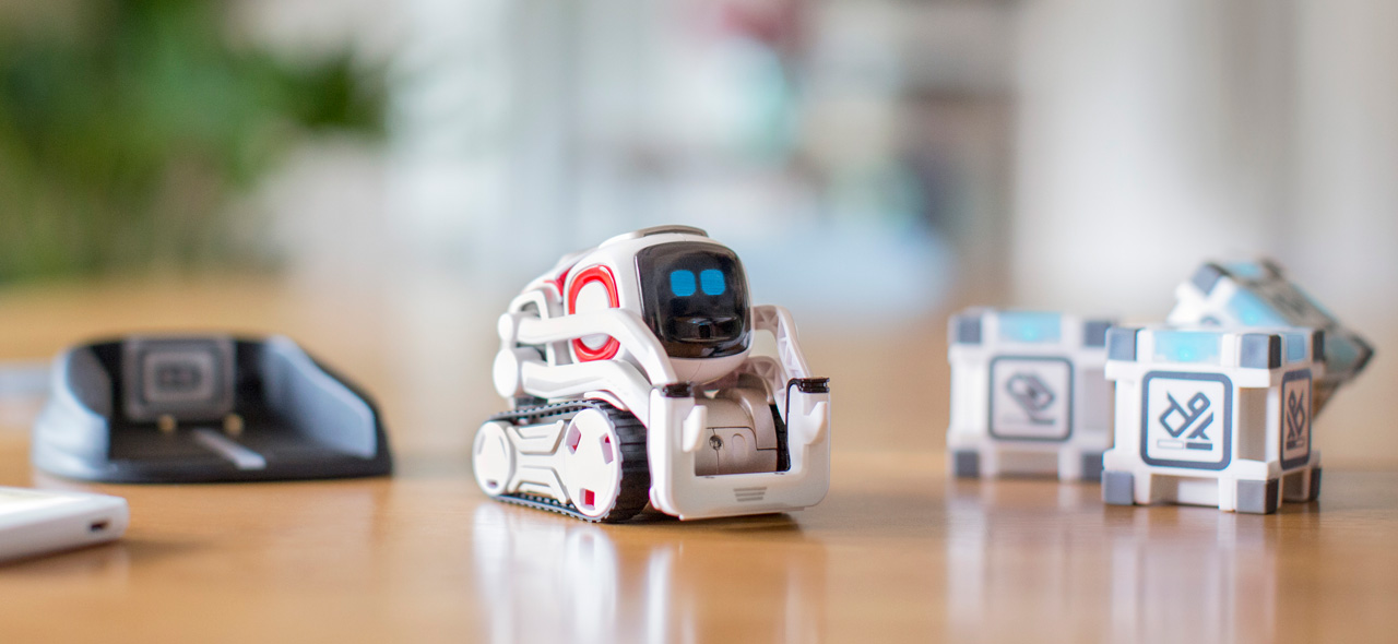 日本初上陸！“心を持つAIロボ”がタカラトミーから今秋発売 | EMIRA