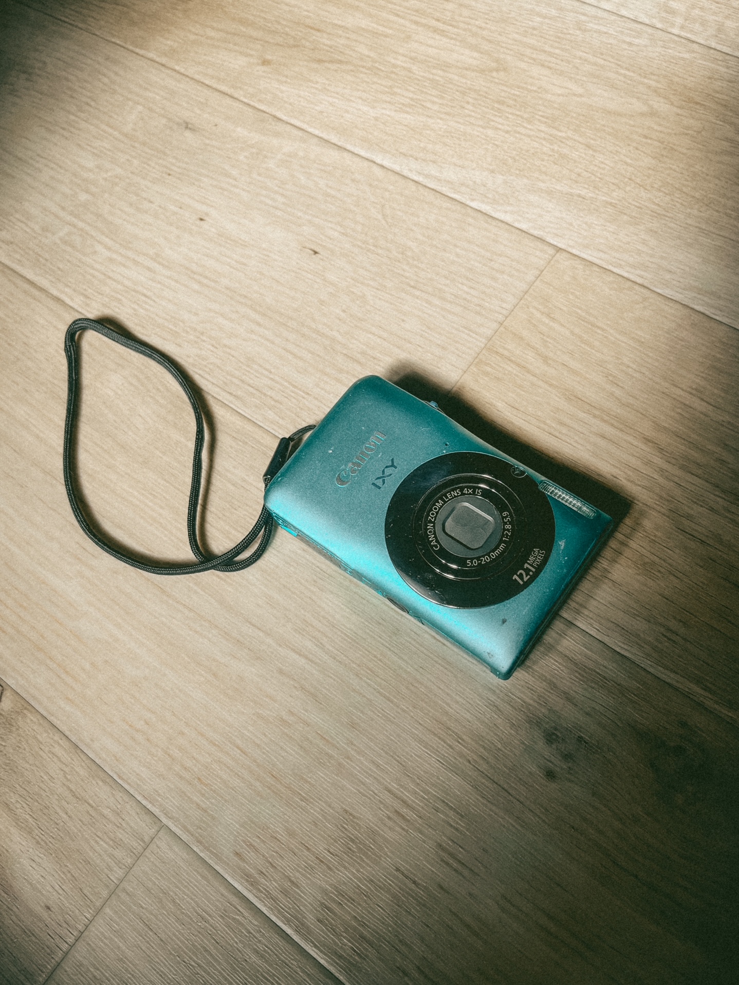 作例レビュー】Canon IXY 200F #わたしのカメラ vol.160｜キヤノンの