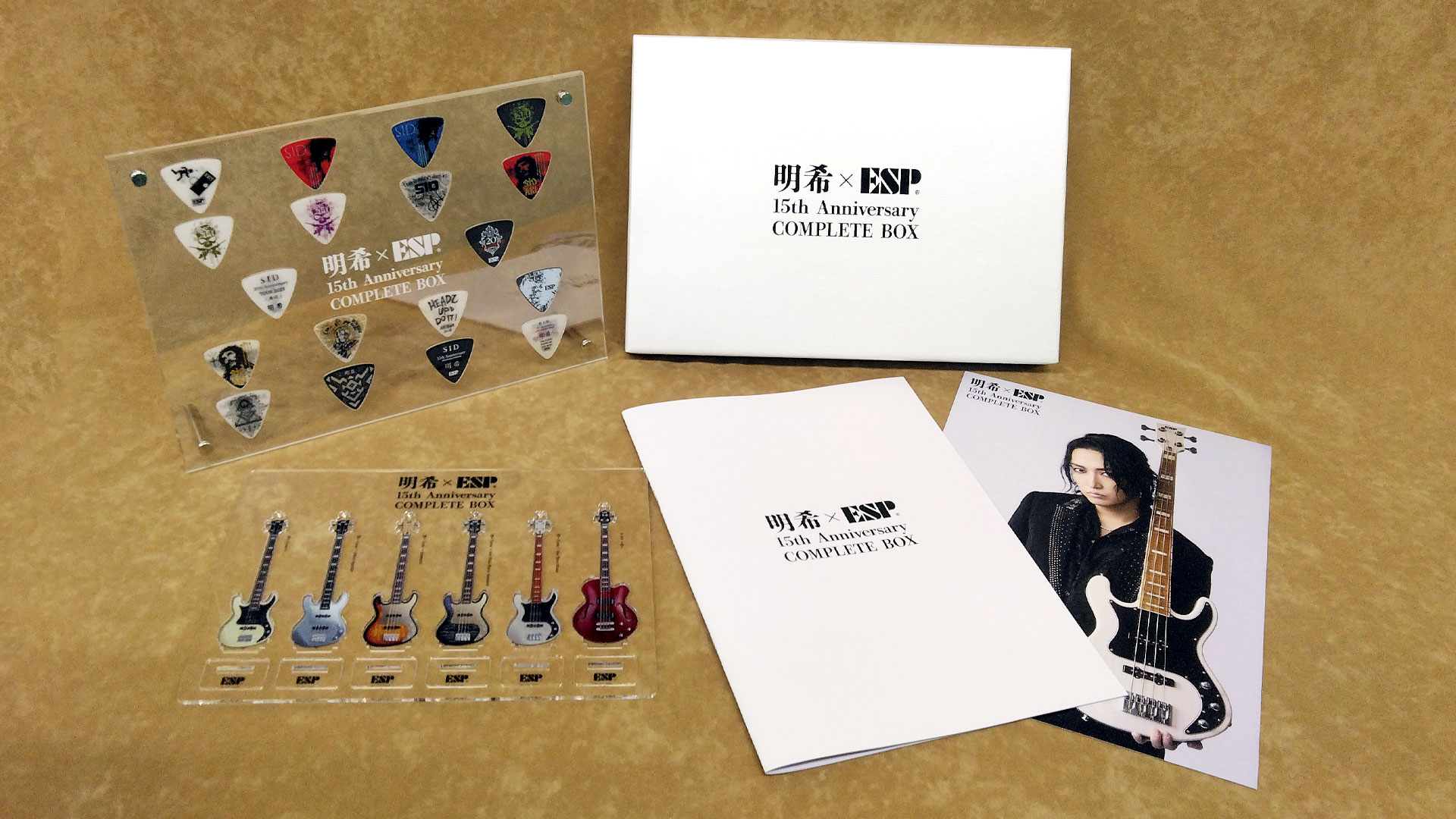 明希とESPの15年間の軌跡を辿るボックスセットが発売 | ESP GUITARS