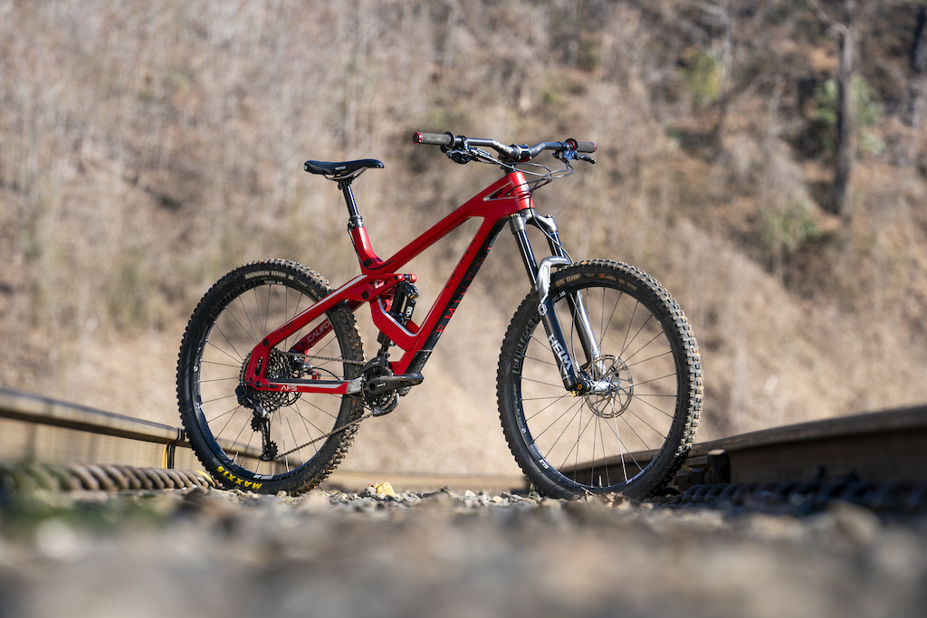 Review: 2019 Eminent Haste Pro - Pinkbike