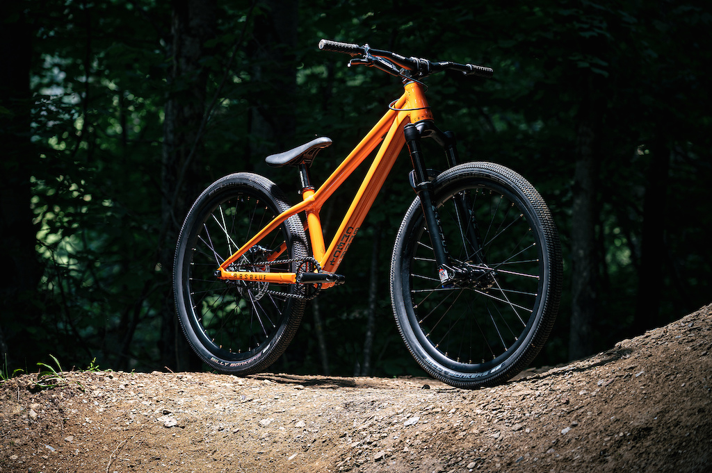 Commencal Releases a 24