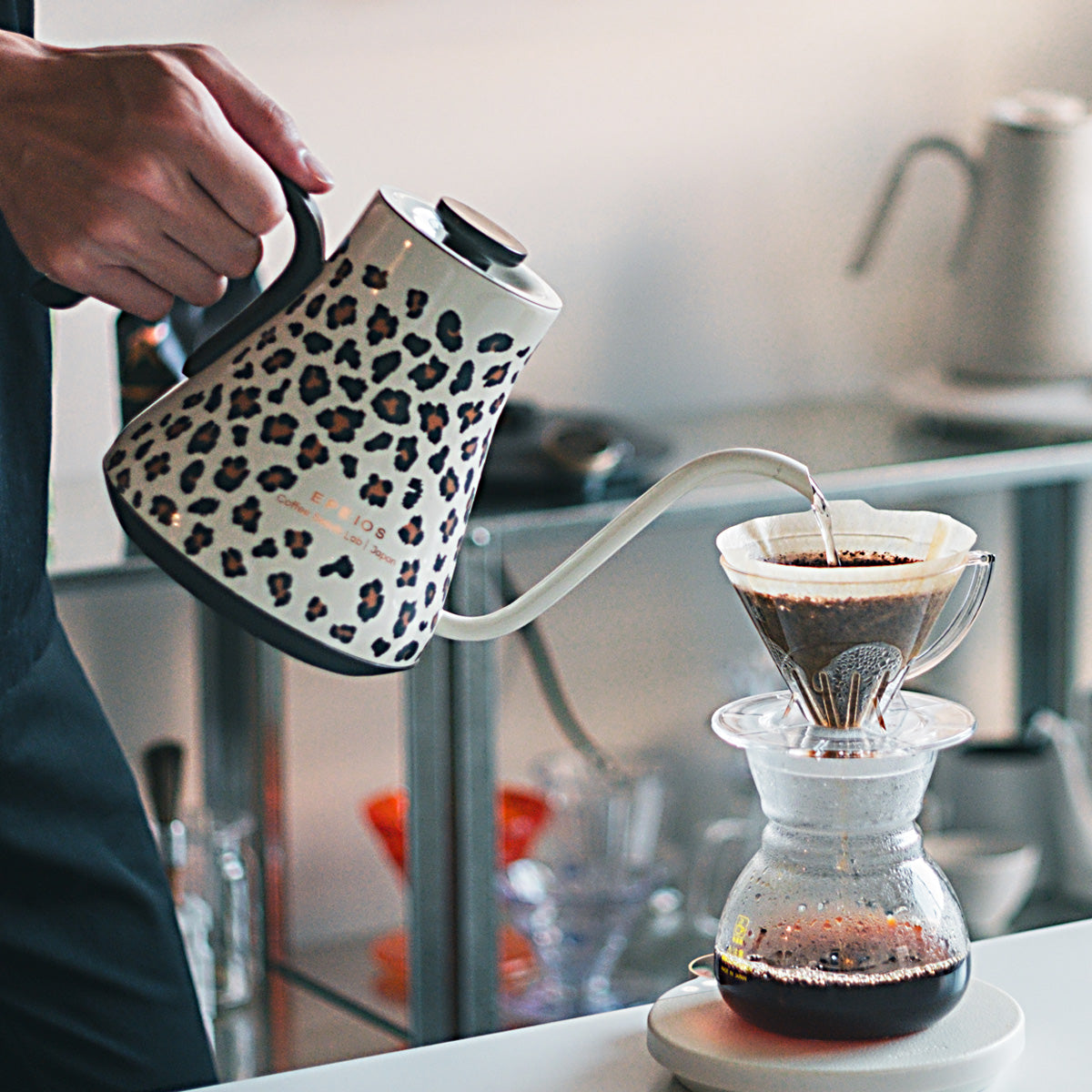 ドリップケトル LUX900｜プレミアムモデル・900ml大容量