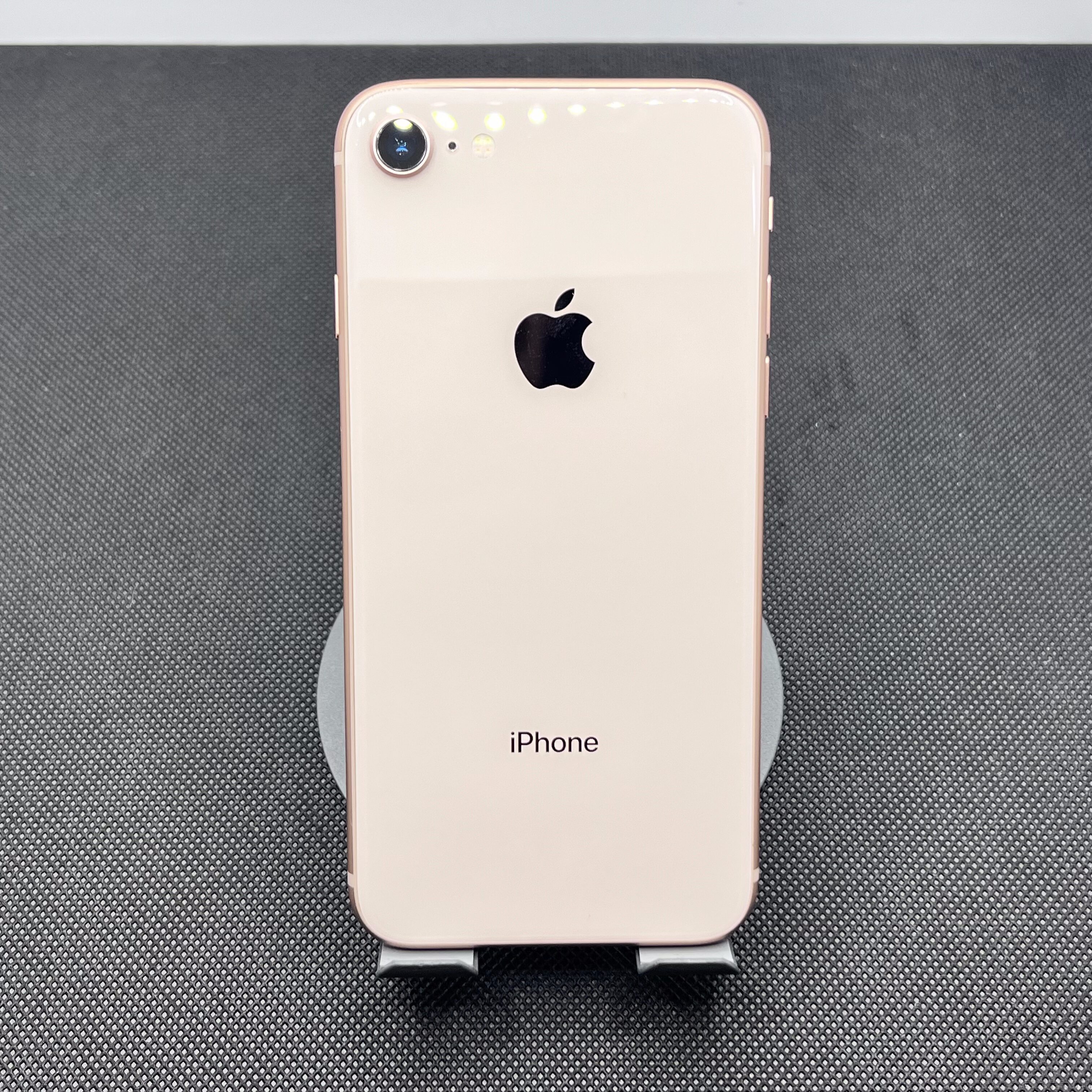 Buy Used Apple iPhone 8 64GB Gold - Warranty & Fast Shipping