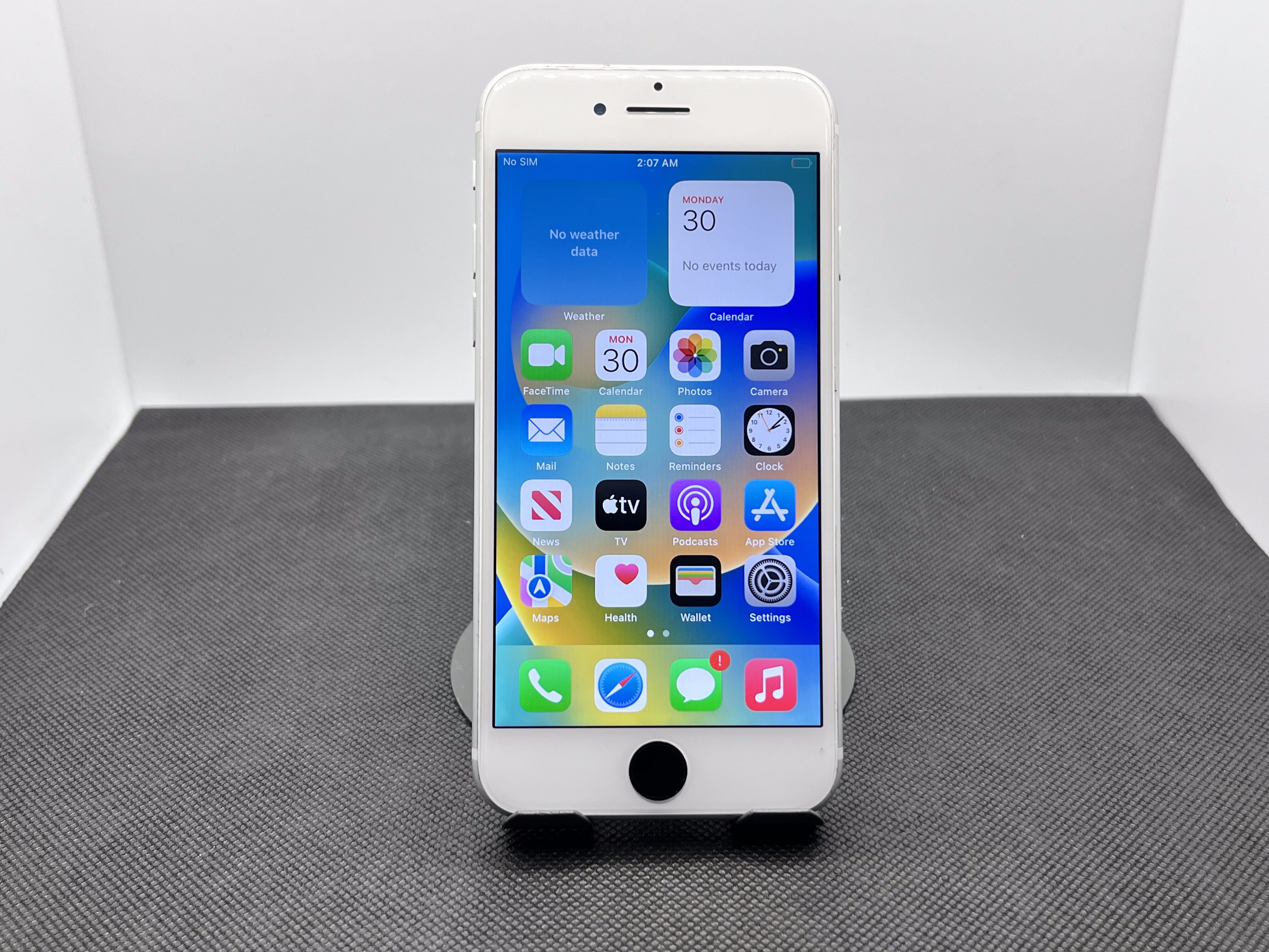 Buy Used Apple iPhone 8 64GB White - Warranty & Fast Shipping