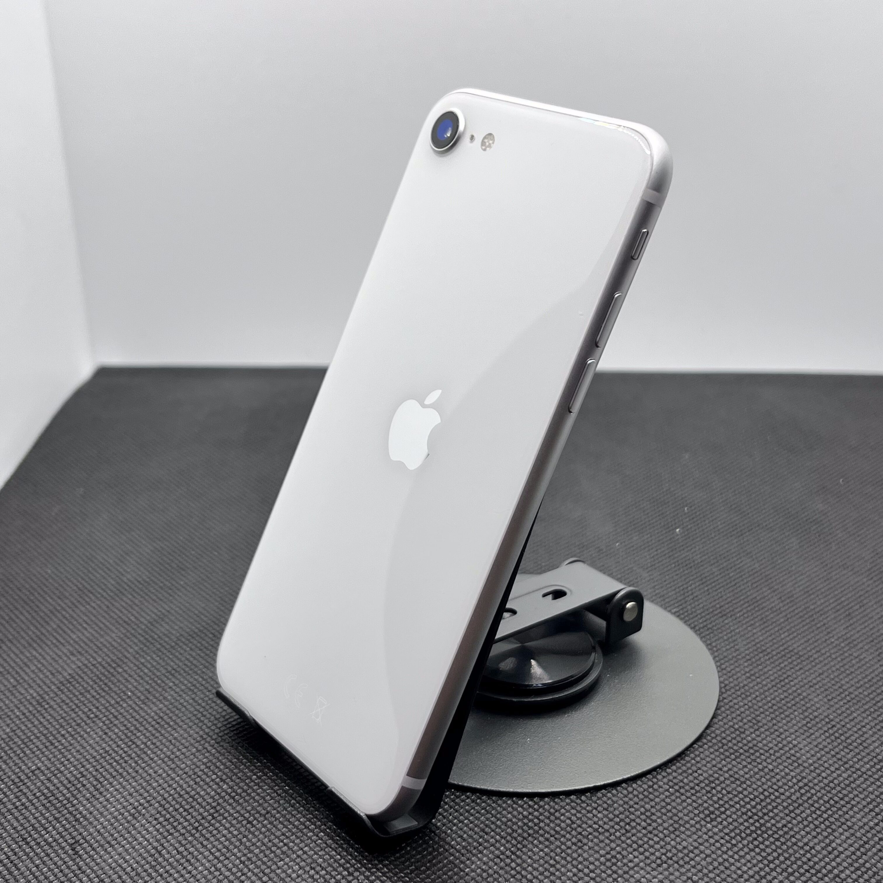 Buy Used Apple iPhone 8 64GB White - Warranty & Fast Shipping