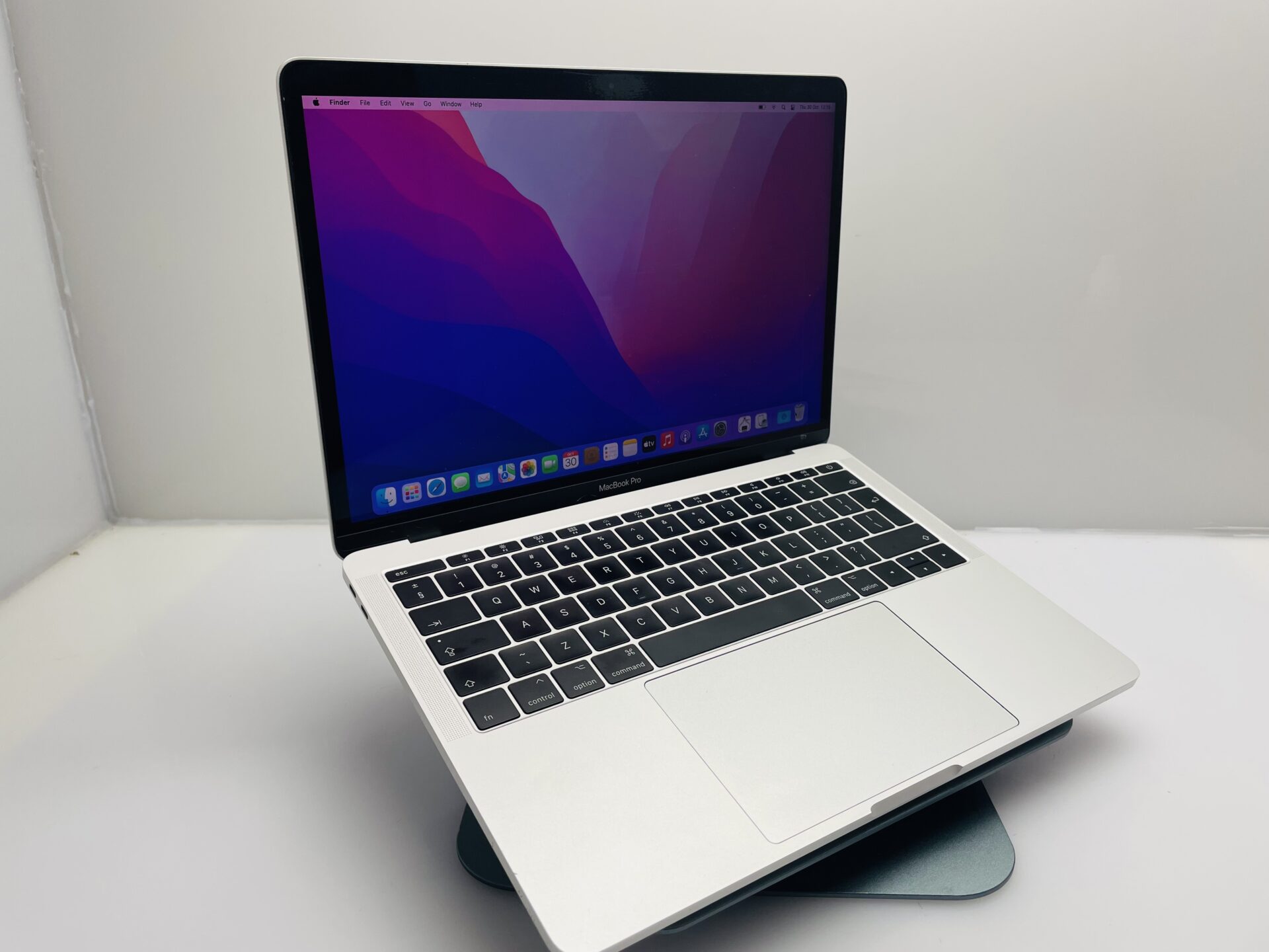 Buy Used Apple MacBook Pro 13-Inch “Core i5” 2.3GHz (2017) 8GB RAM