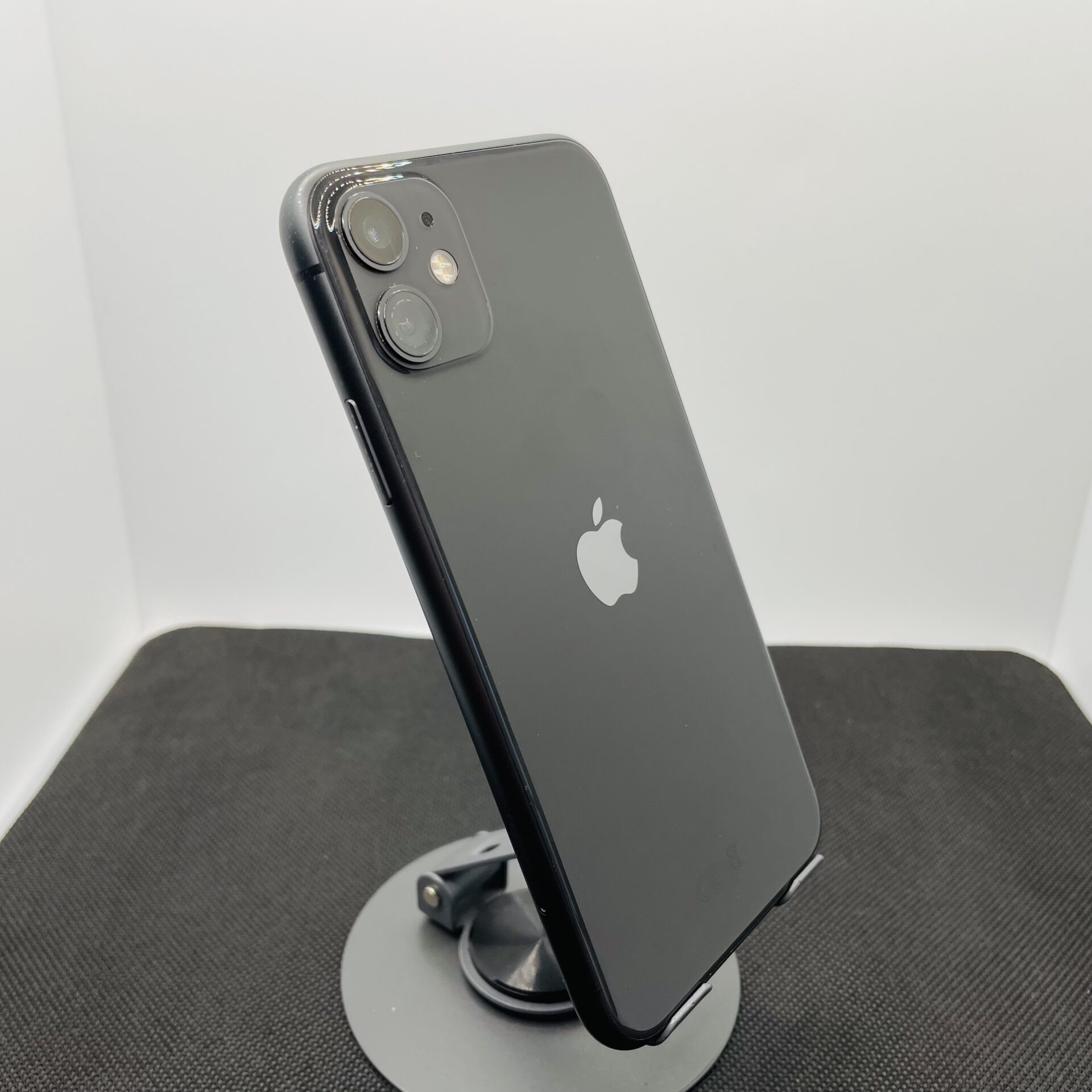 Buy Used Apple iPhone 11 64GB Black (Grade B) – No Face ID