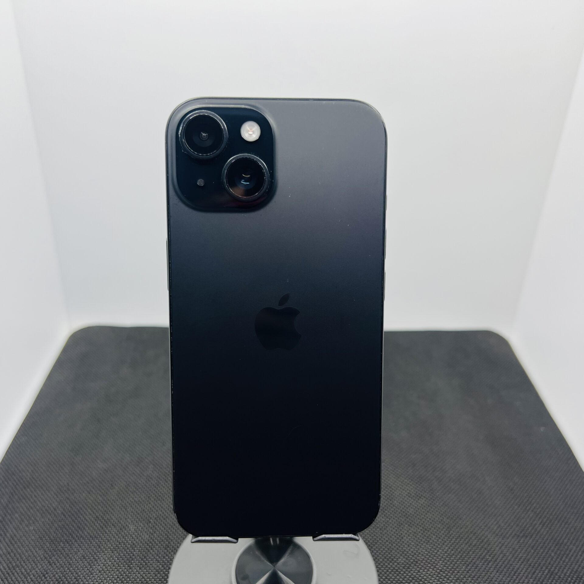 Buy Used Apple iPhone 15 128GB Black – (Grade B) - Warranty & Fast