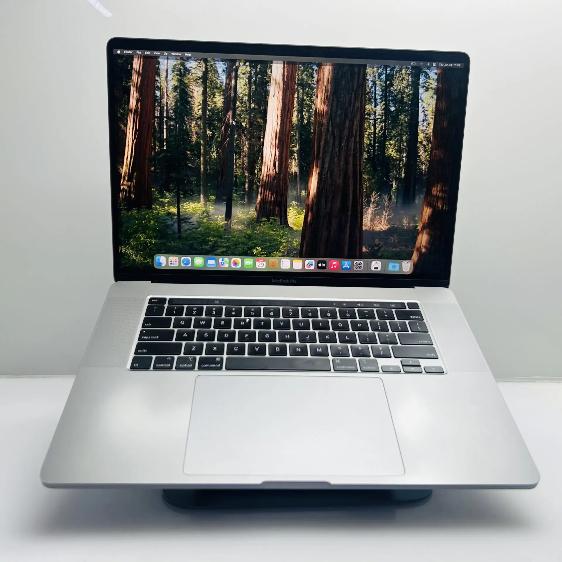 Buy Used Apple Macbook Pro 16-inch “Core i9” 2.40GHz (TouchBar