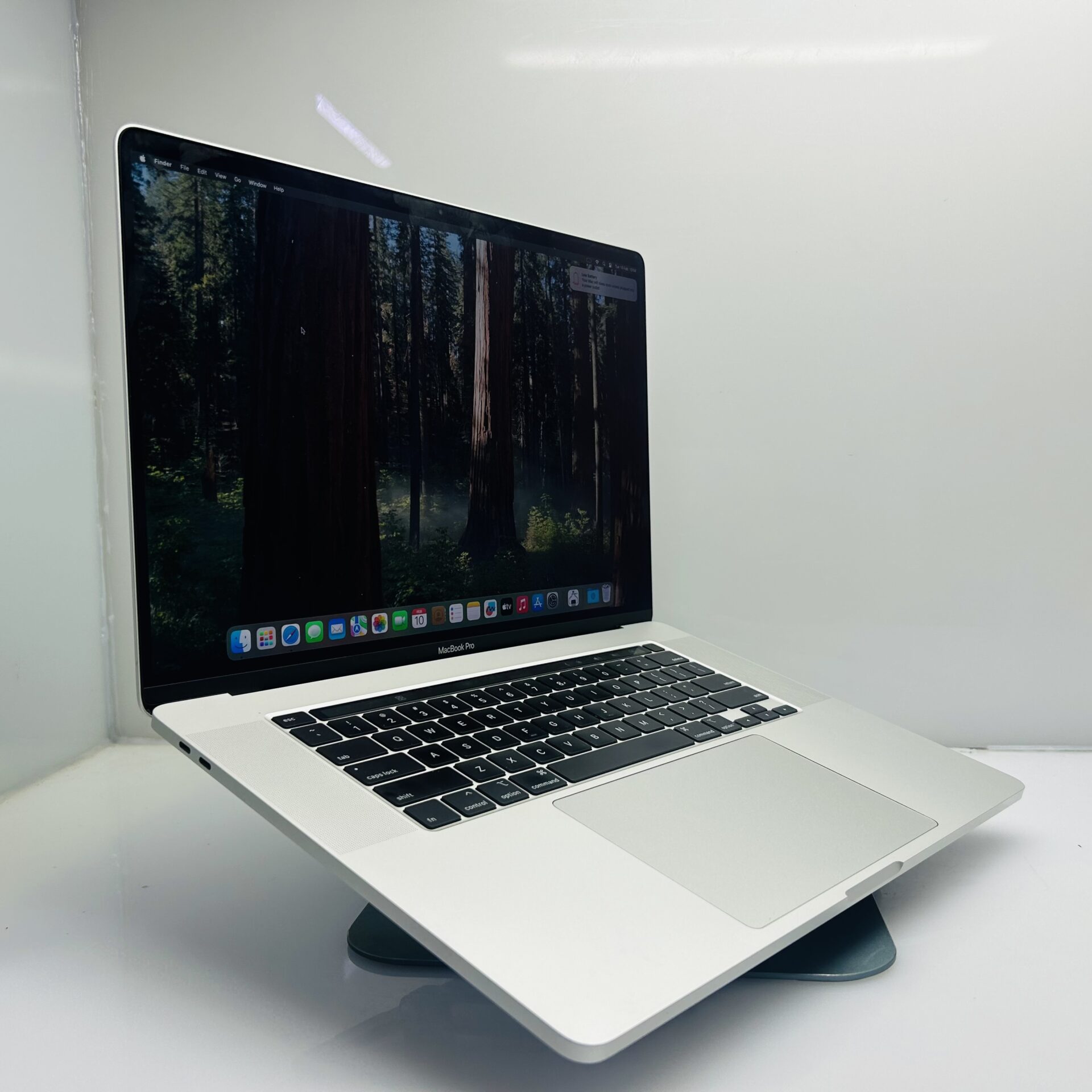 Buy Used Apple MacBook Pro 16-Inch “Core i7” 2.6GHz (TouchBar/2019