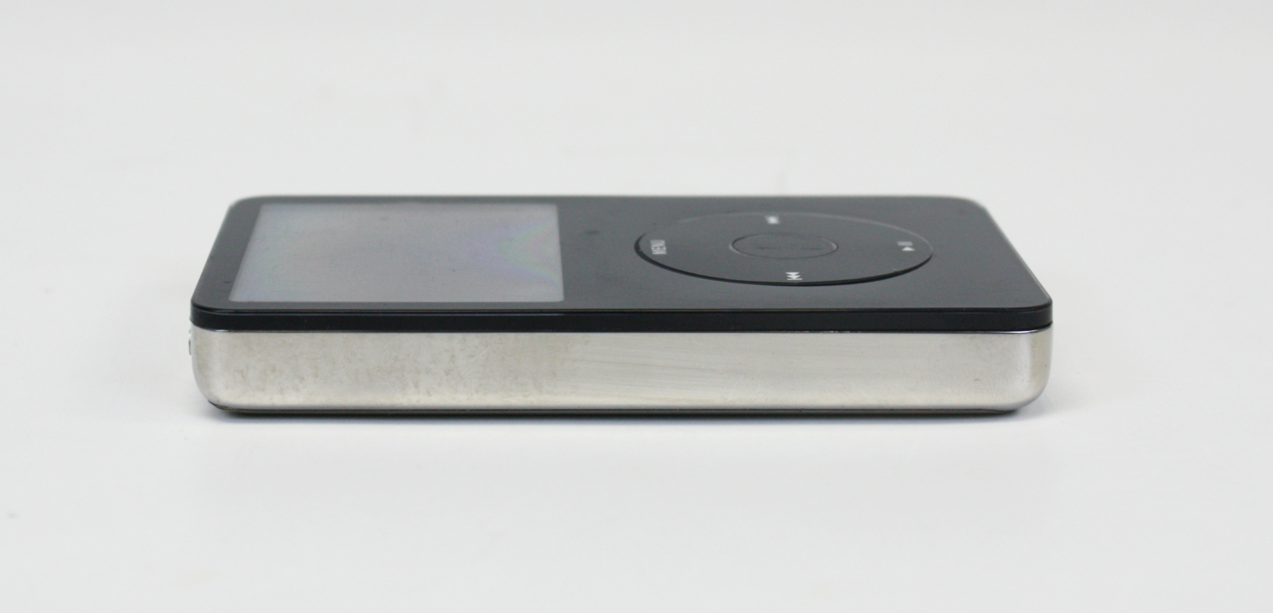 iPod Classic A1136 80GB 美品 動作確認済み ケーブル付 iPod Classic