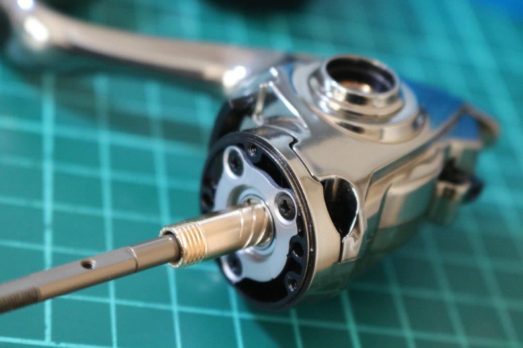 カスタムレポート 18ステラ C2500SHG オーバーホール | リールカスタム