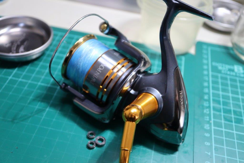 09ツインパワーSW 4000XGのオーバーホールラインローラーのシャリ感の