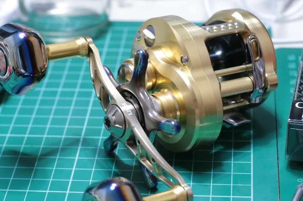 23カルカッタコンクエストMD 300XG リブレのスタードラグ取り付け