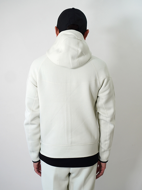 NIKE TECH FLEECE テックフリースウインドランナー（シーグラス