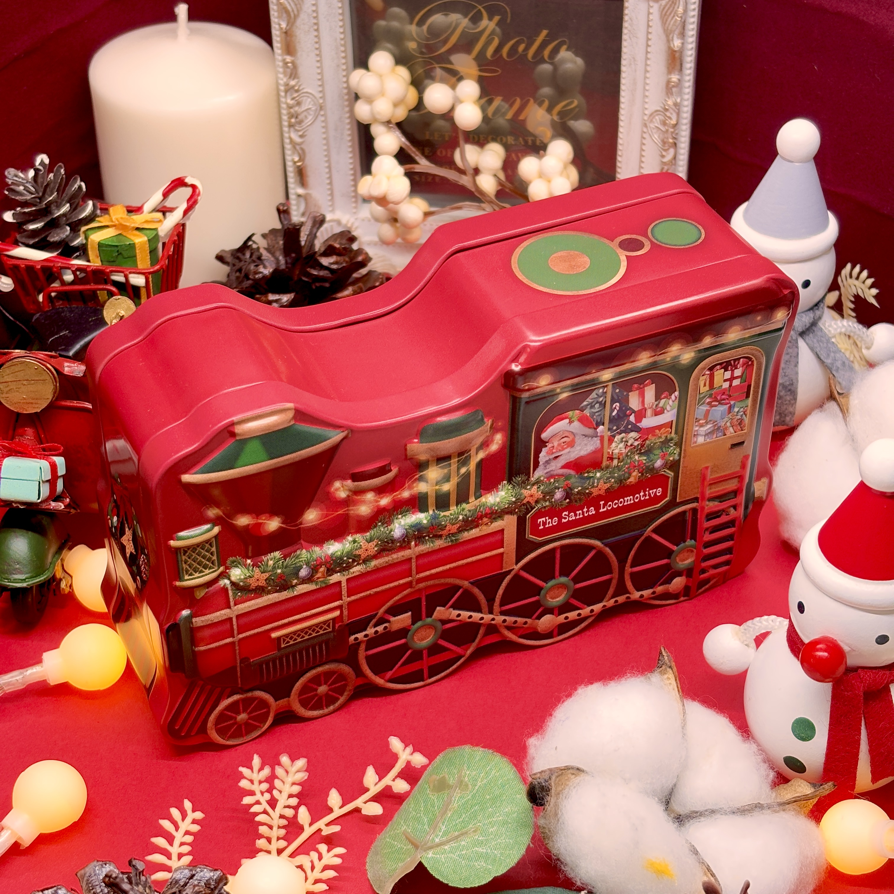 サンタ 機関車缶 | 株式会社エウレカ