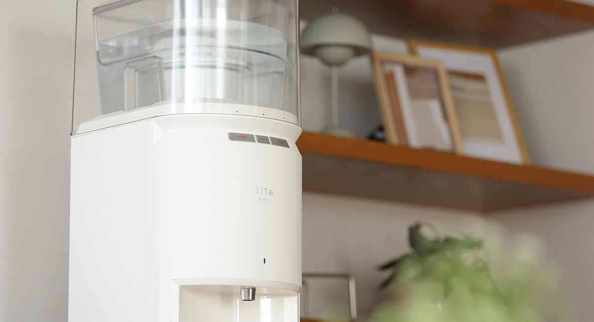 浄水】機能を絞って価格も“ライト”になったウォーターサーバーevery