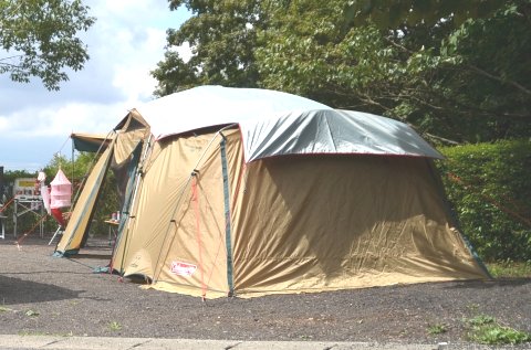 タフスクリーン2ルームハウス ルーフフライシート取り付け | Limited