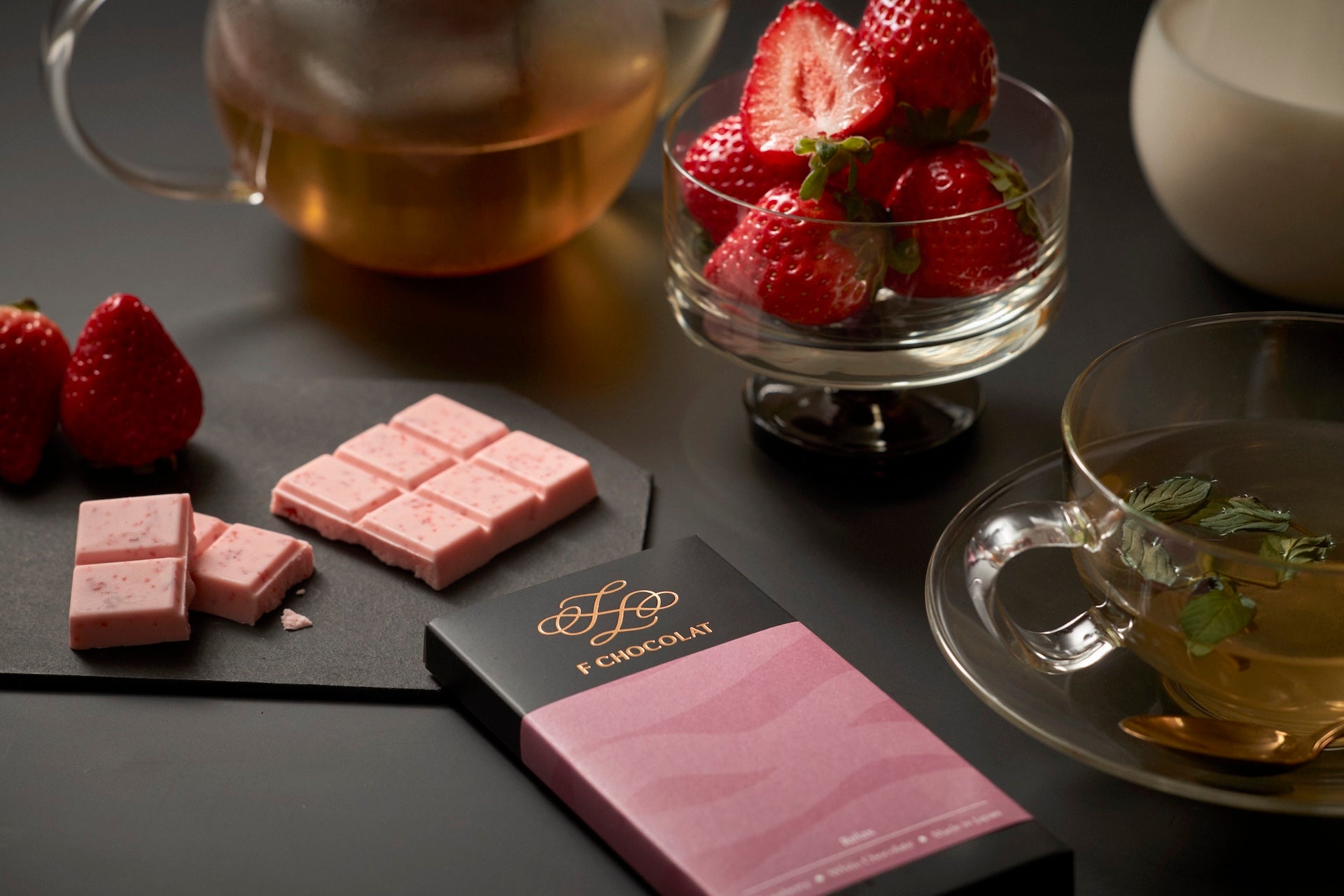 ショコラタブレット Relax×Strawberry – F CHOCOLAT（エフショコラ）