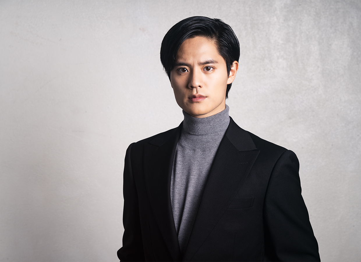 岡本圭人 | ファミクラストア オンライン