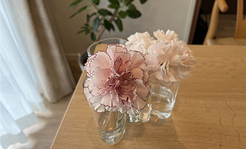 イッタラ花瓶 アアルトベース、 生け方のコツ | fatetto