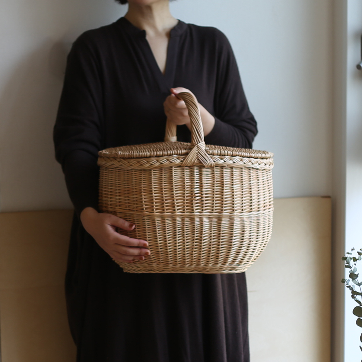 ラトビアのかごの通販（ヤナギの蓋つきバスケット）｜FAVOR（手仕事