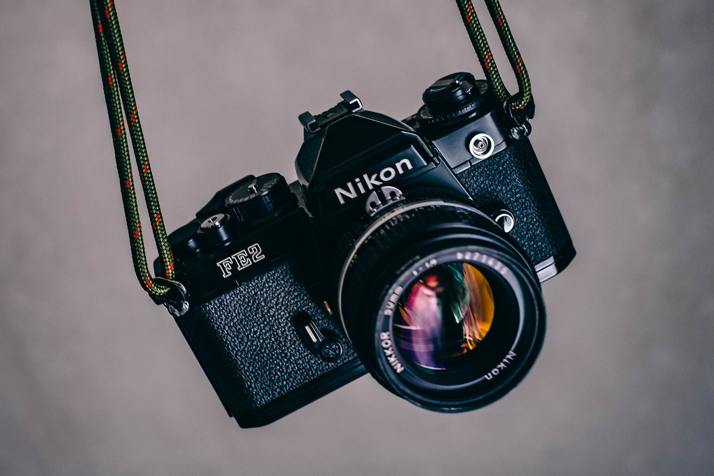 か*様 非常に綺麗なNikon FE2 完動品/作例あり 非常に綺麗なNikon FE2