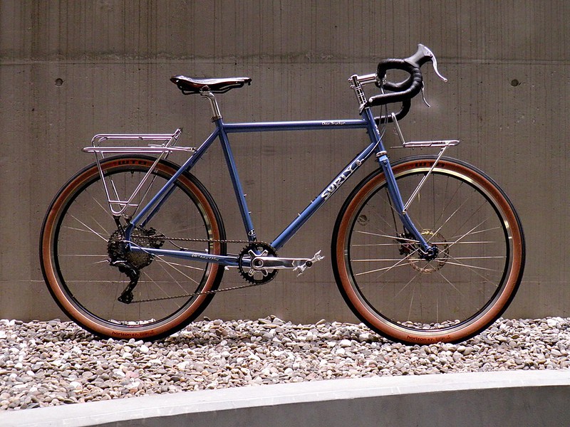 小柄な女性用に組んだ SURLY Disc Trucker（サーリー・ディスク