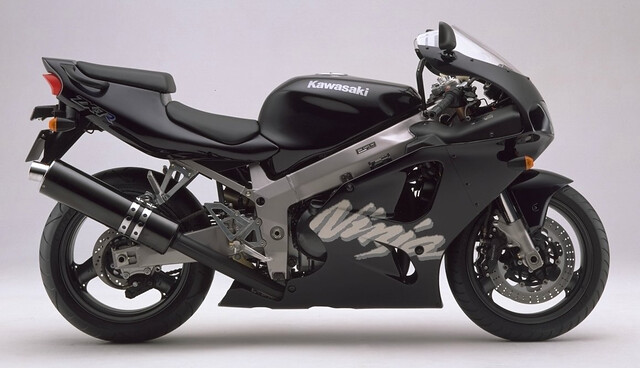 Kawasaki 750 ZX-7 R 2003 - Motorcycle specifications, reviews, photos