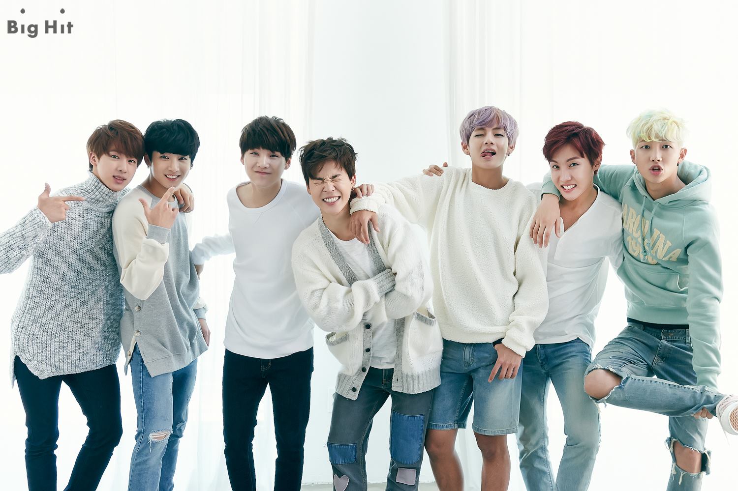 Picture/FB] Starcast Bangtan Room / Season Greetings Chapter