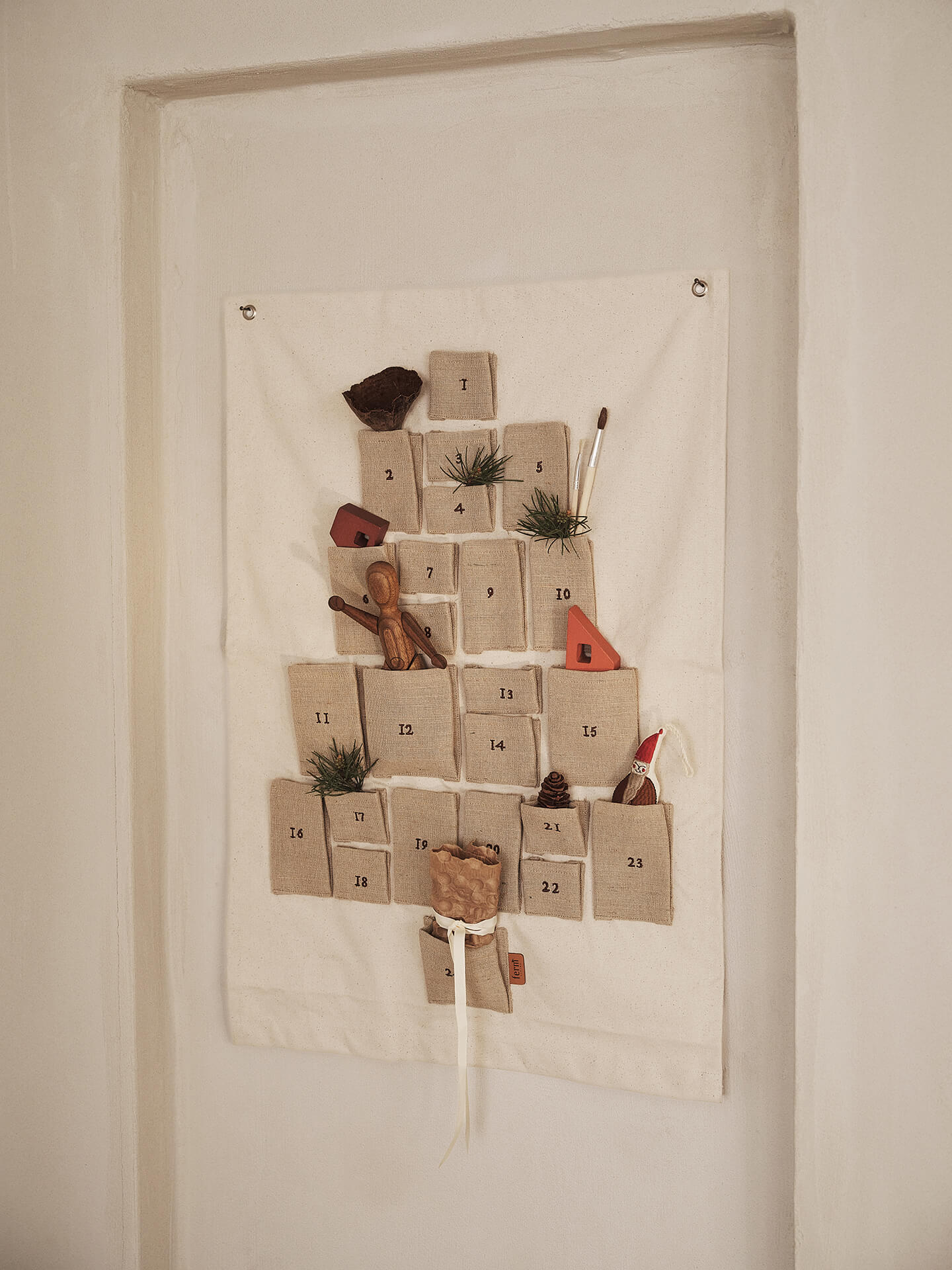 Pine Christmas Calendar - Mini - Natural | Ferm Living