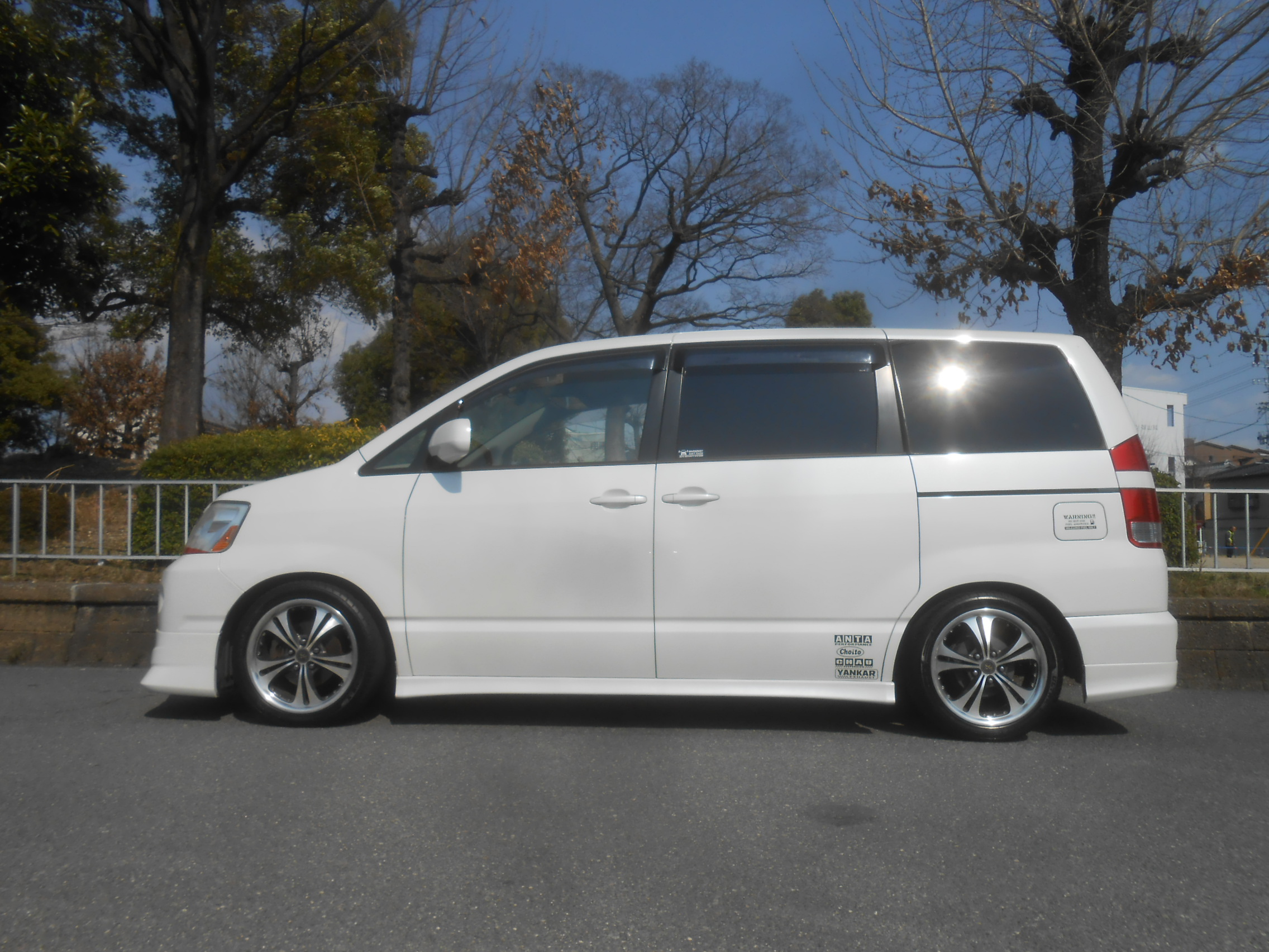 トヨタ ノア 車高調 AZR60G-TEIN TEIN テイン 車高調 FLEX Z VSL24