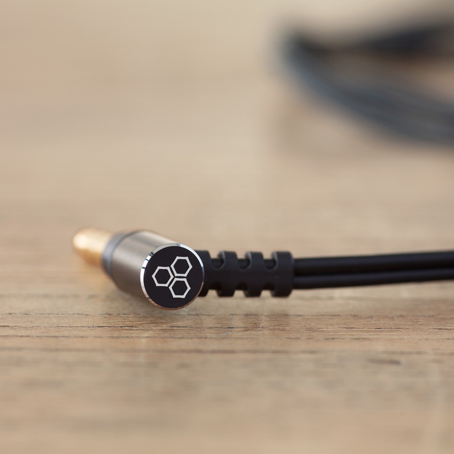 MAKE2｜final-イヤホン・ワイヤレスイヤホン・ヘッドホン｜final 公式