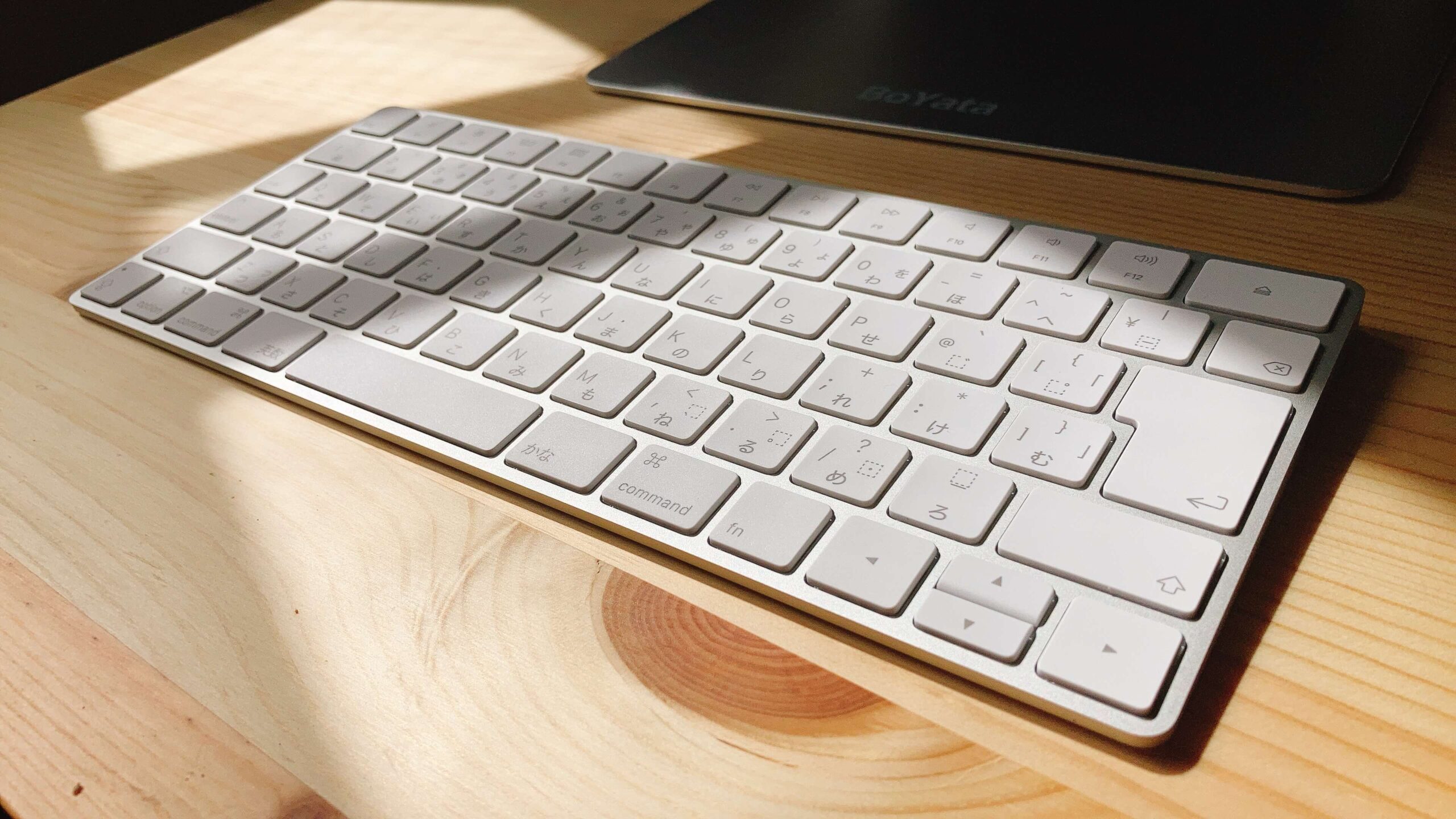 Apple】Magic Keyboradの正直レビュー。ワイヤレスキーボードは結局