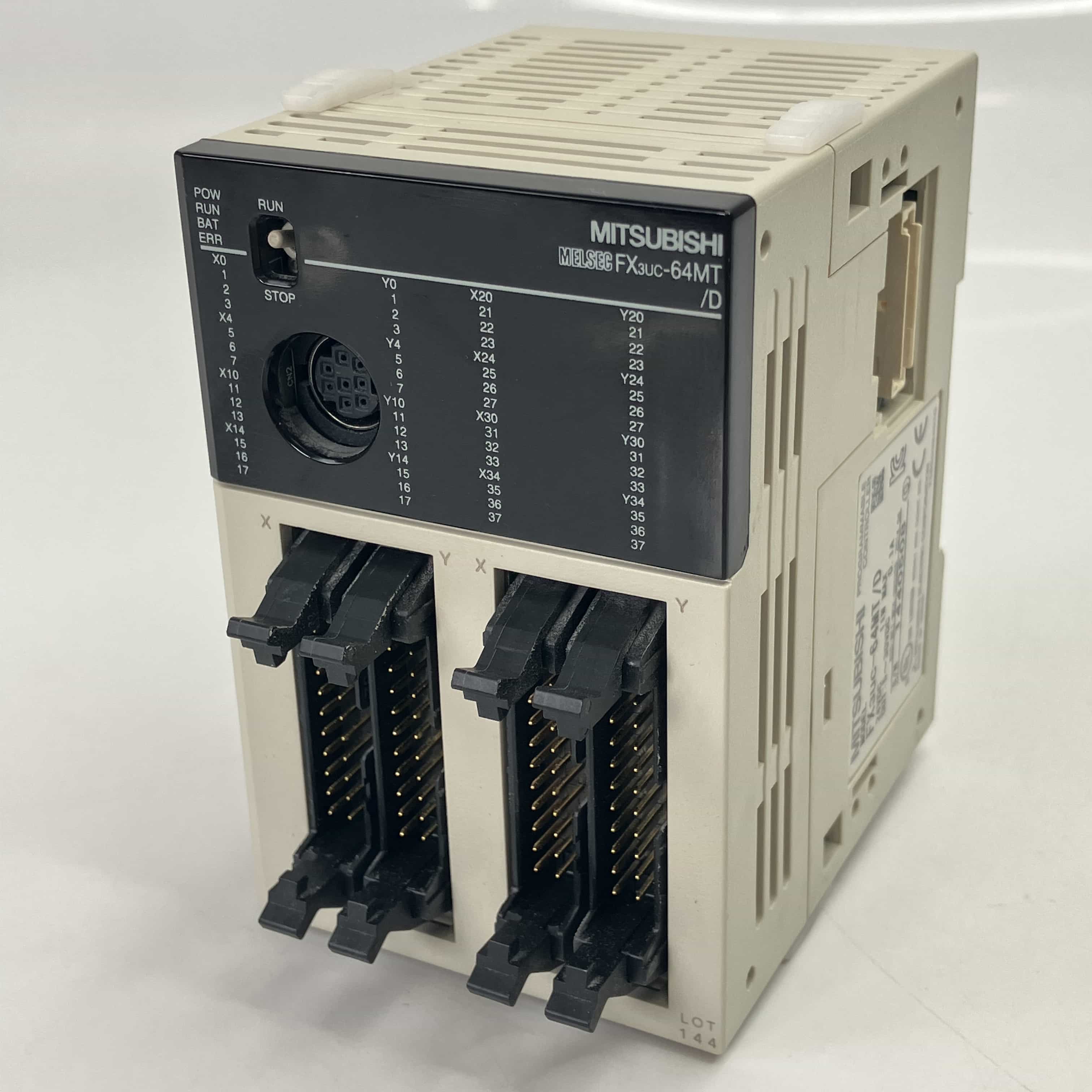 新品 MITSUBISHI/ 三菱 シーケンサ FX3UC-32MT/D 保証6ヶ月 三菱 FX3UC