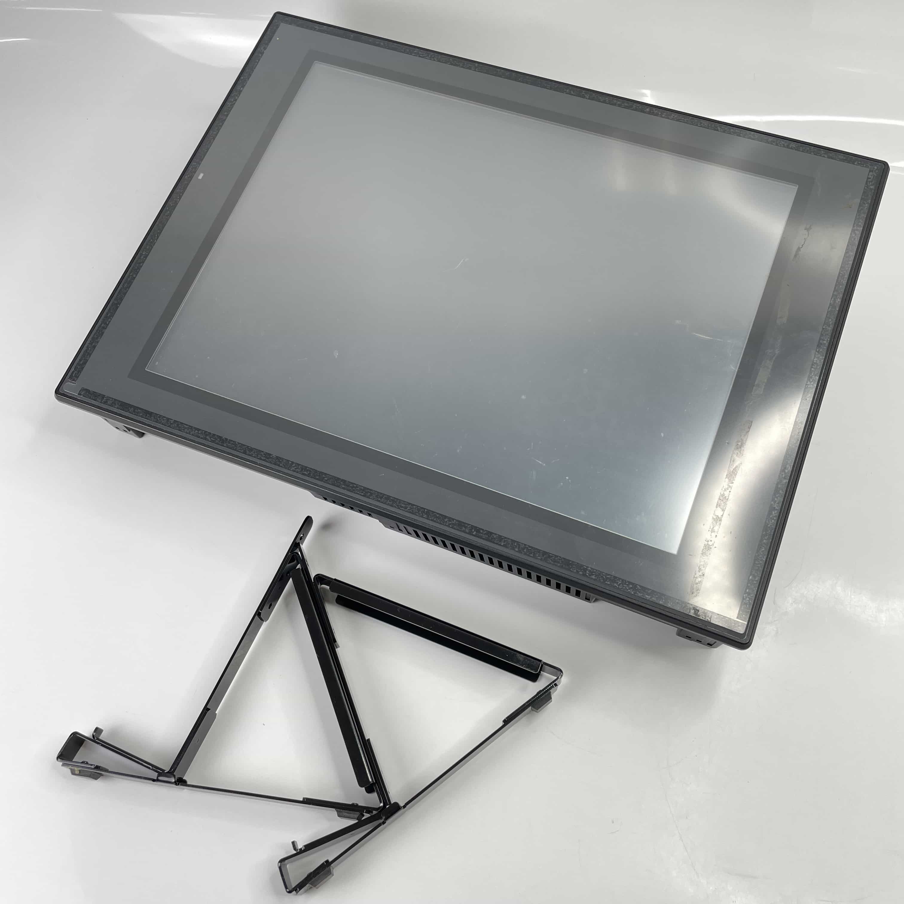 VT3-X15 VT2-E1セット 15型 XGA TFTカラー タッチパネル キーエンス