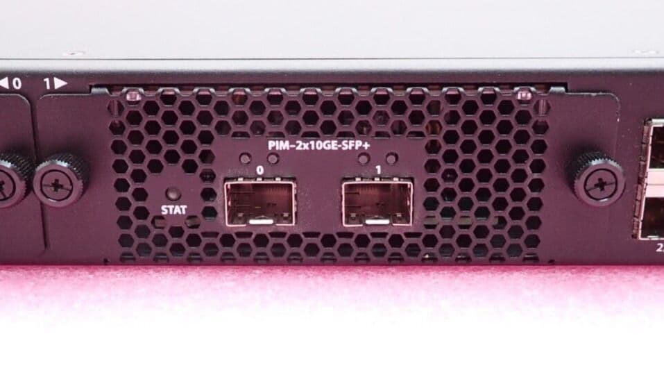 Cisco vEdge 2000 AC Base Router VEDGE-2000-AC-K9 2x PIM-2x10GE-SFP