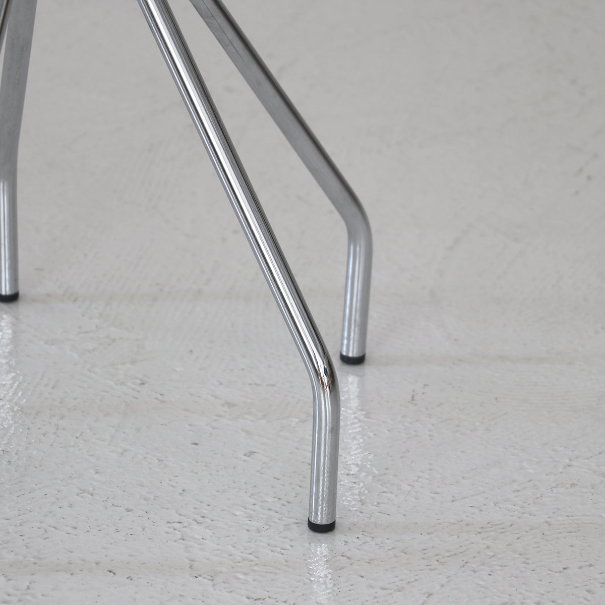 Jamaica Stool / Pepe Cortés – FILM