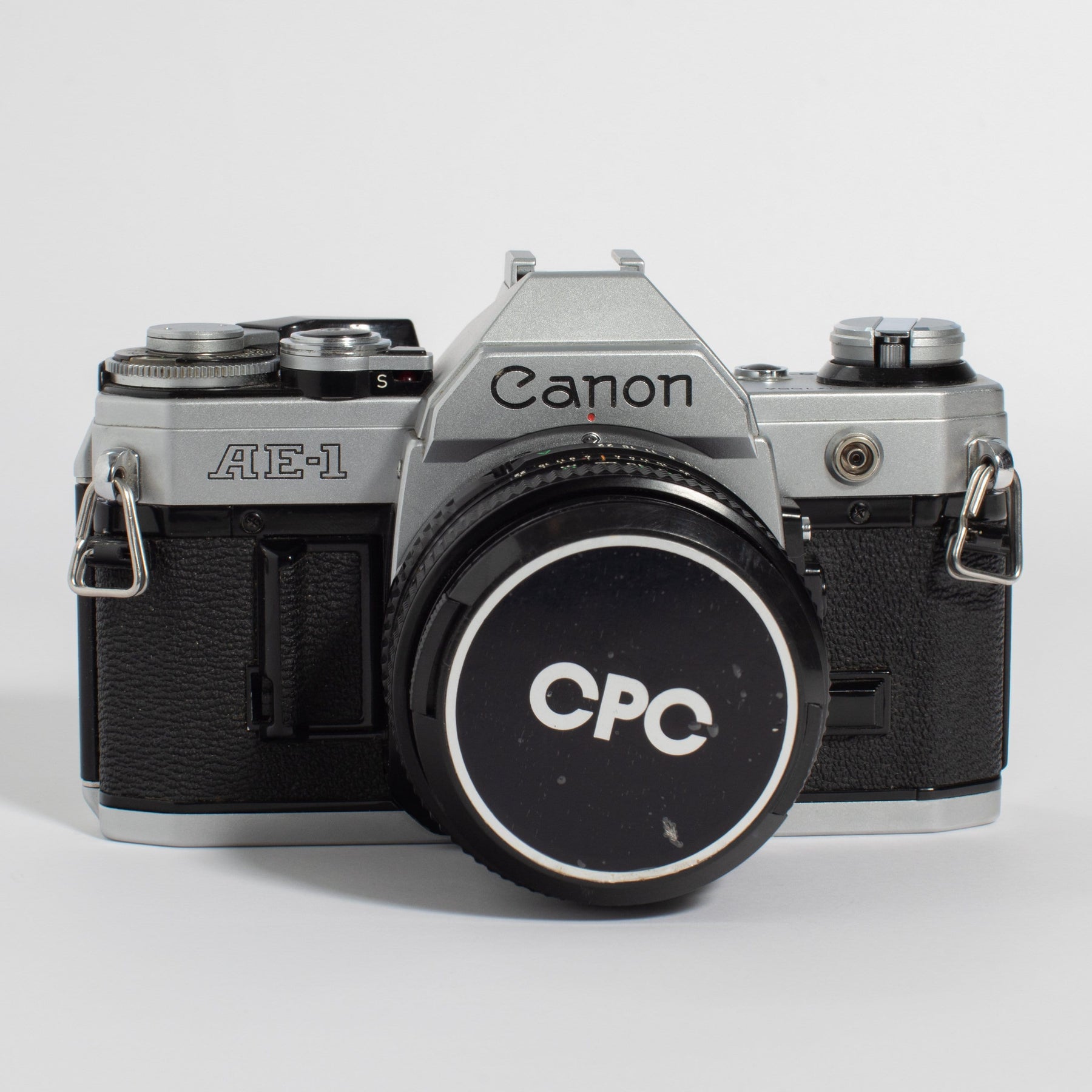 Canon AE-1 50mm FD f/1.8 & 35-200mm f/3.8-5.3 Lens – Film Supply Club