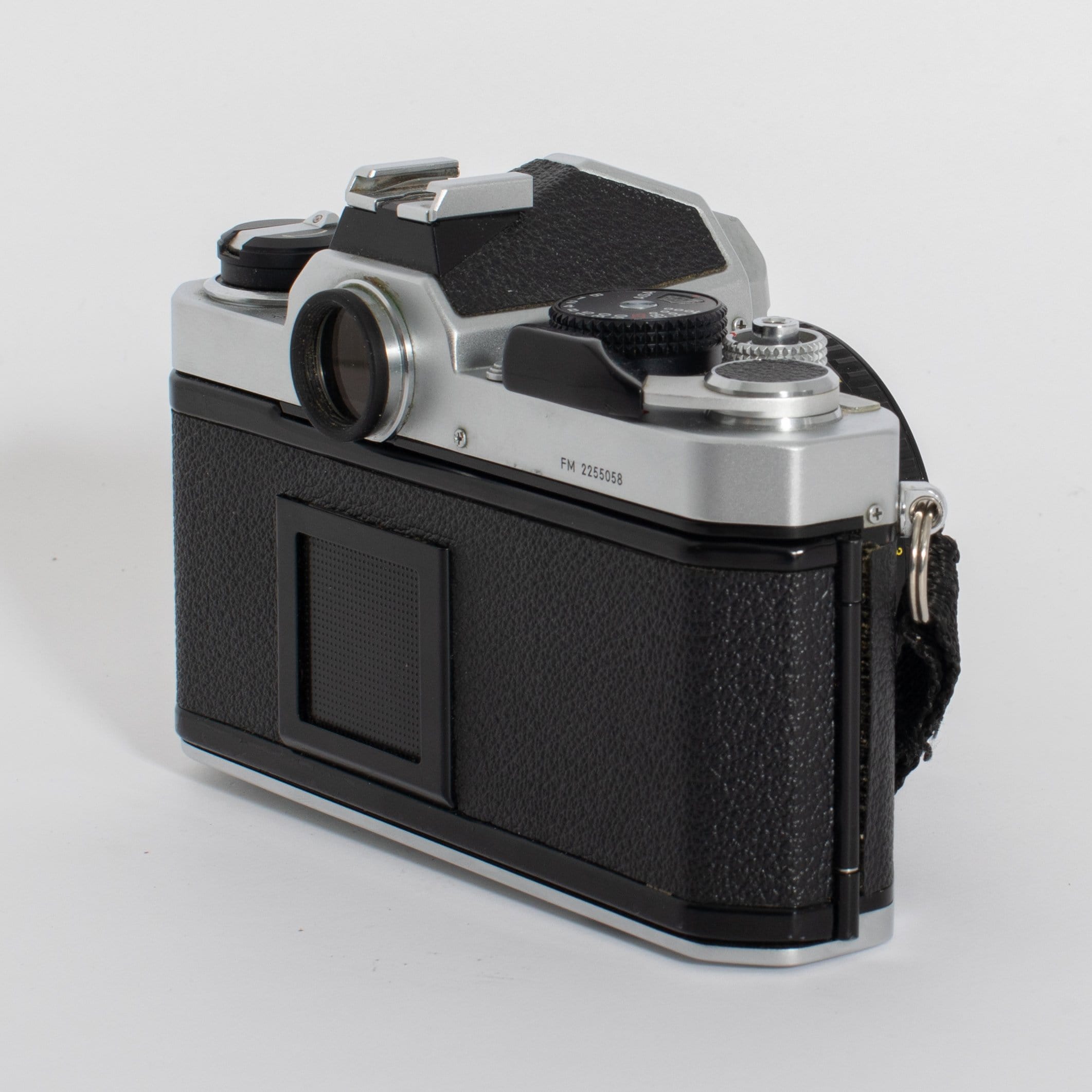 Nikon FM with 50mm f/1.8 Lens – Film Supply Club