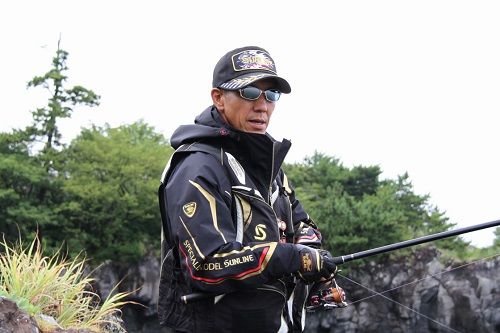 磯釣り師に捧げる秋冬NEWアイテムを紹介 | サンライン